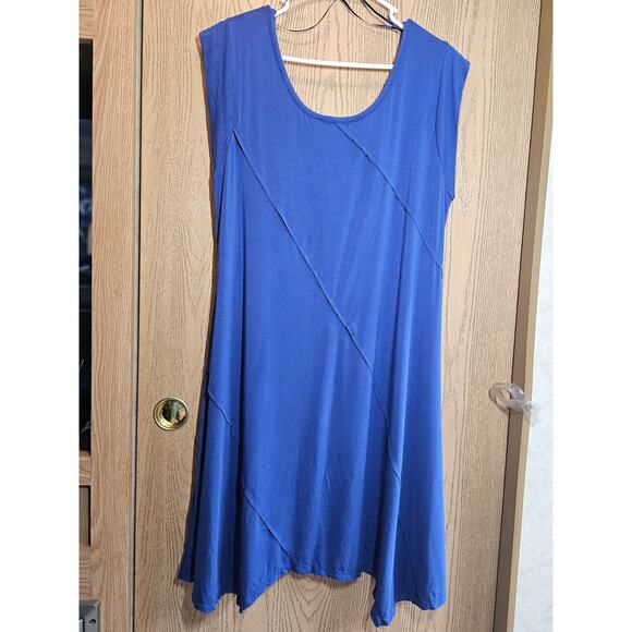 Kate & Mallory XL blue cap sleeved dress. Asymmetrical hem. - Picture 5 of 5